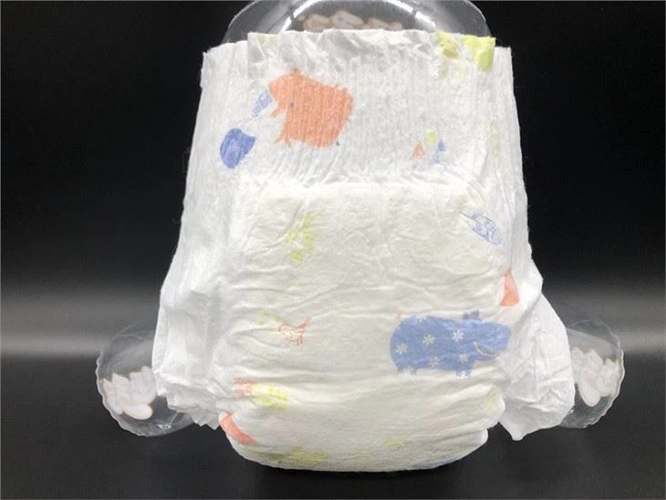Disposable Diapers With Colorful Side Tape